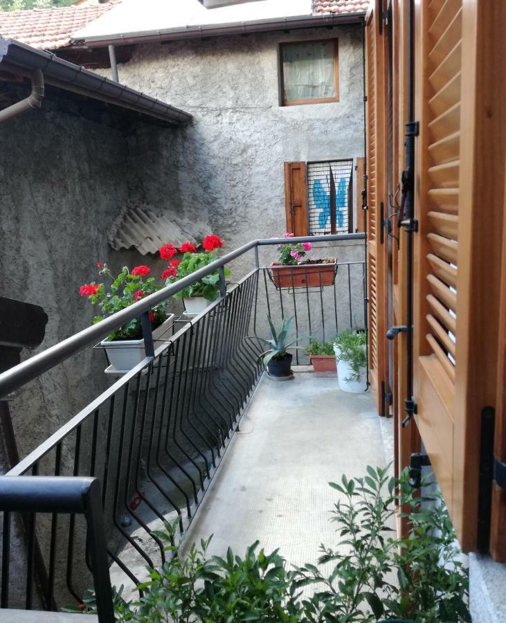 Appartamento Borgo Antico Oliveto Lario Ngoại thất bức ảnh